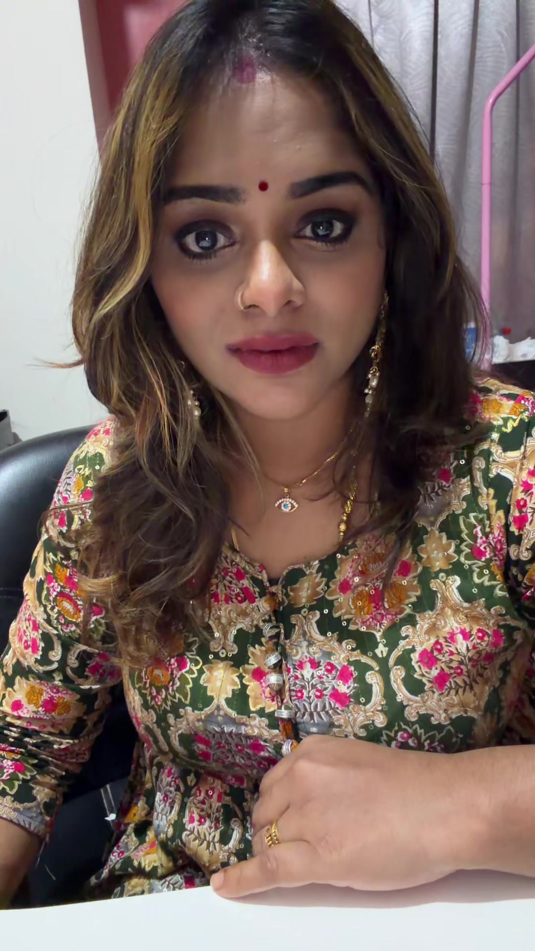 @DhanyaaR