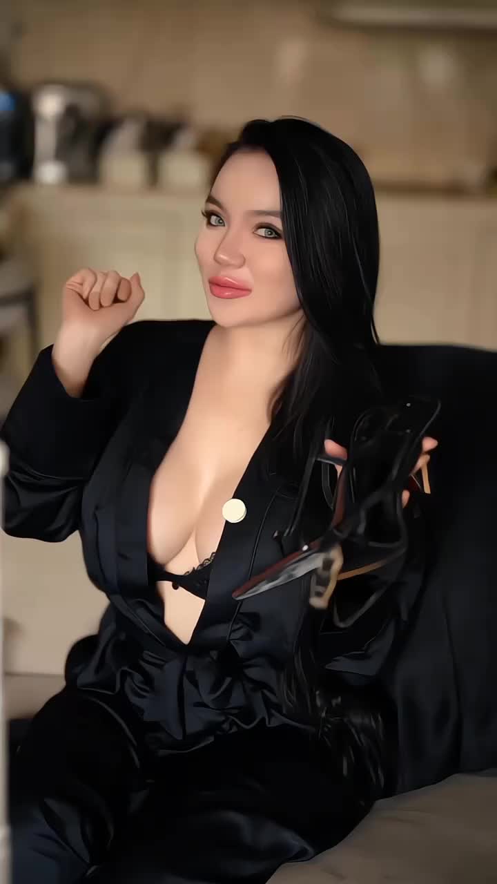 @skybluee