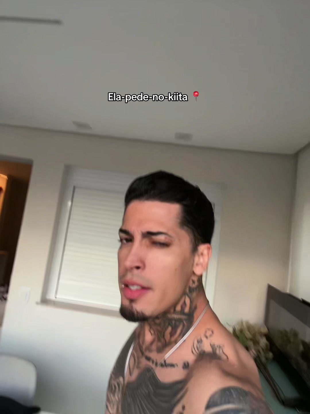 @jhowmc_