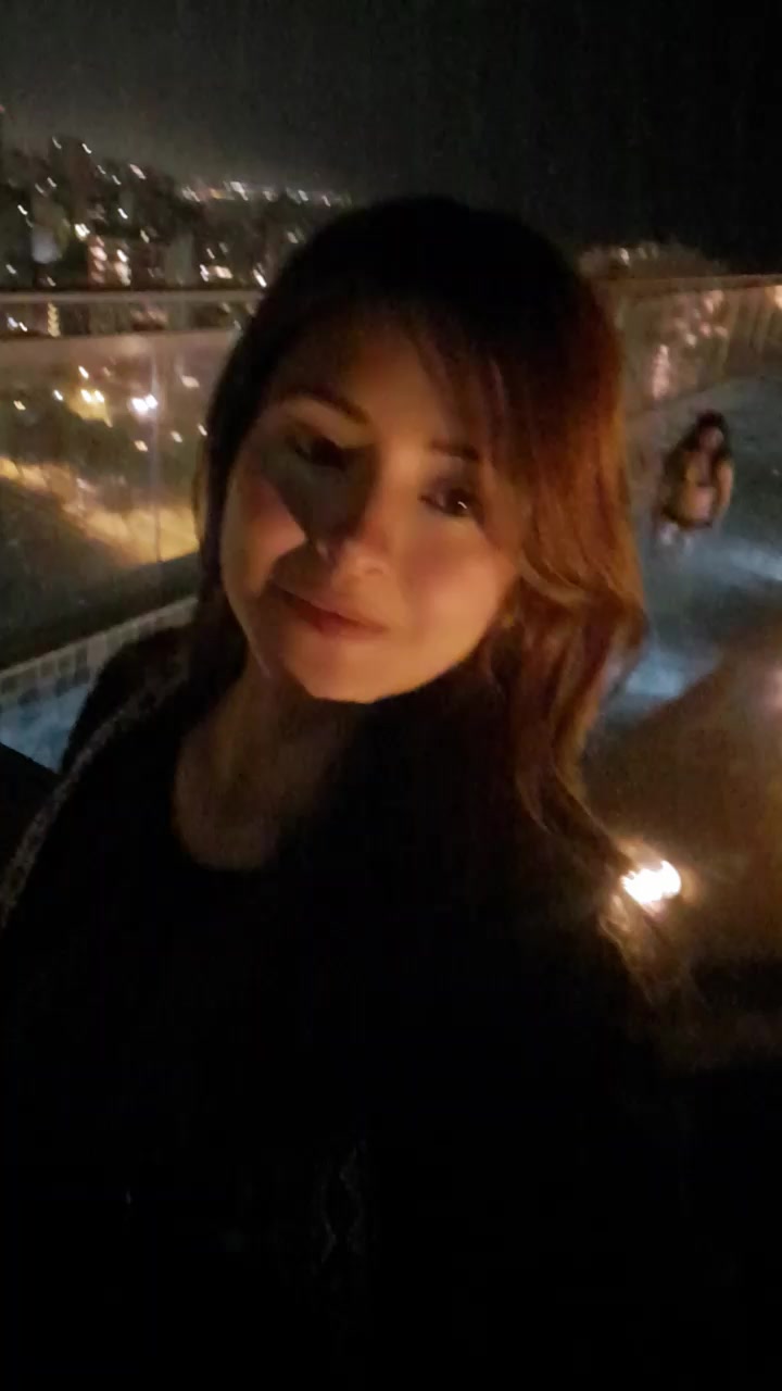 @Luna