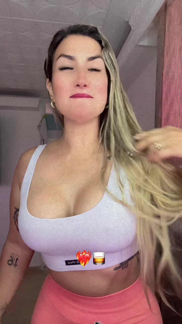 @Fernanda🖤