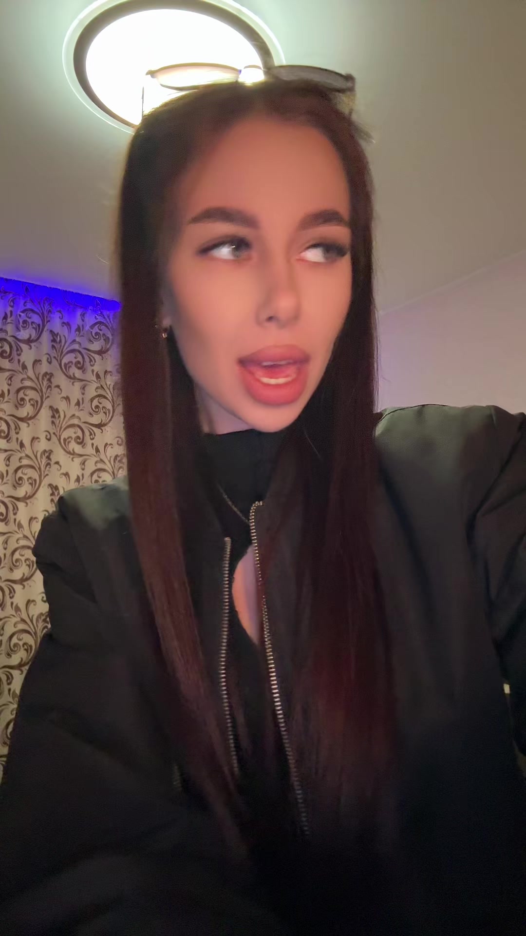 @lenakssss