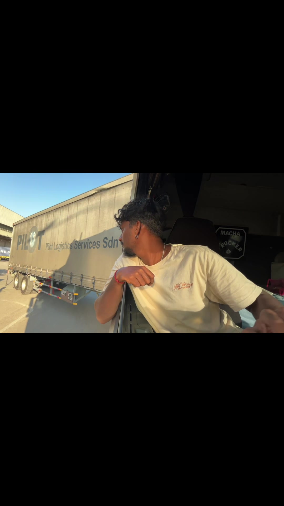 @Macha Truckers