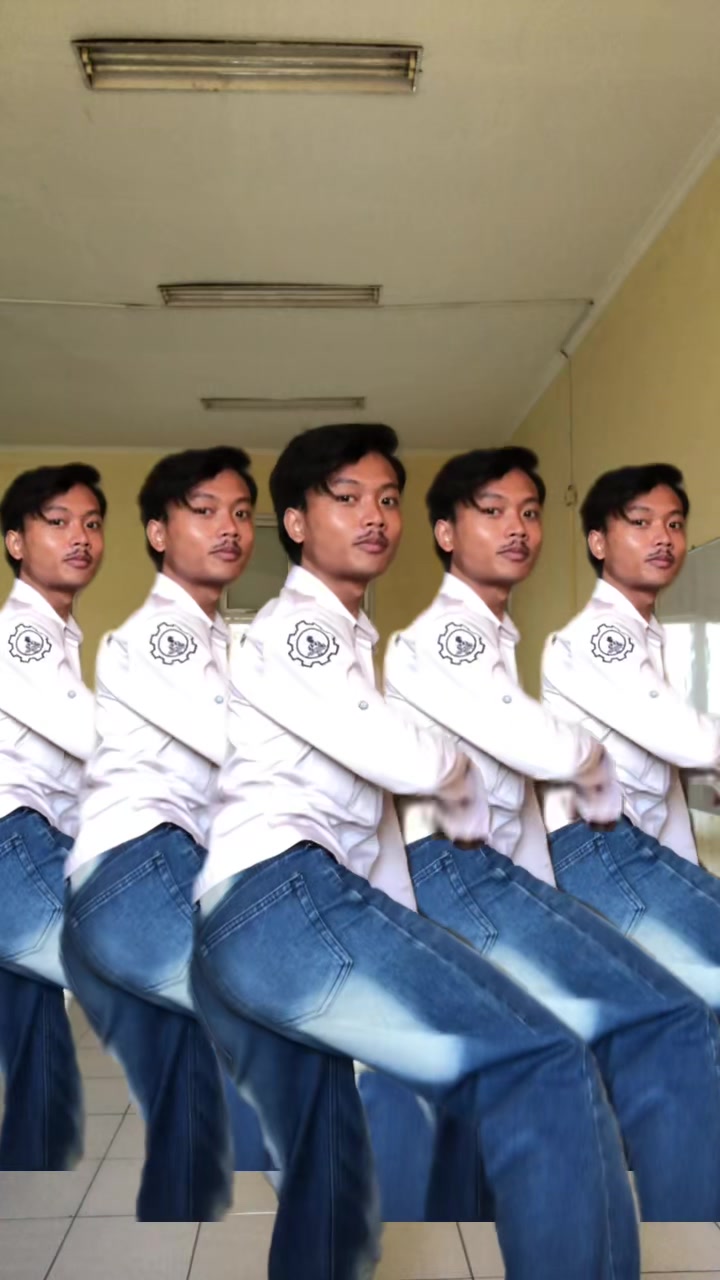 @Inisial F 👾