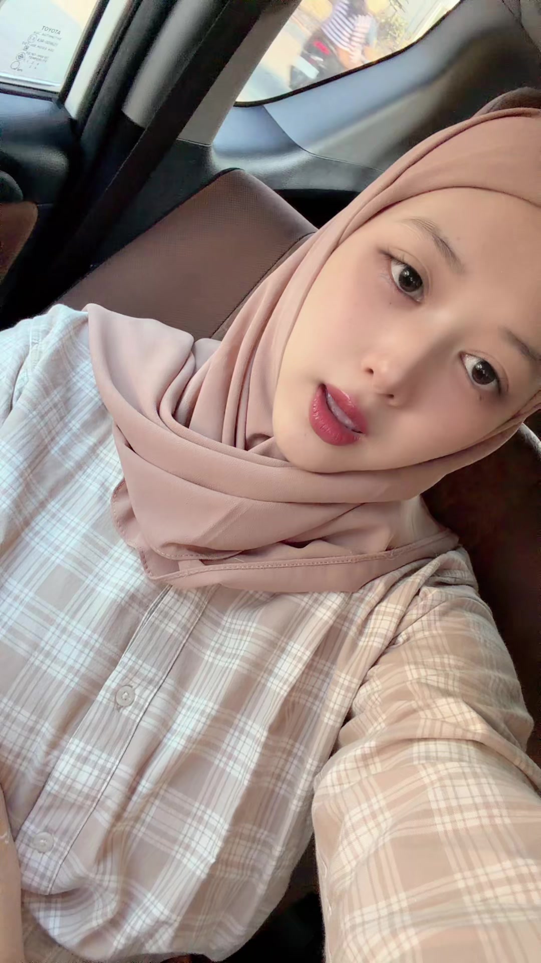 @Libragirl