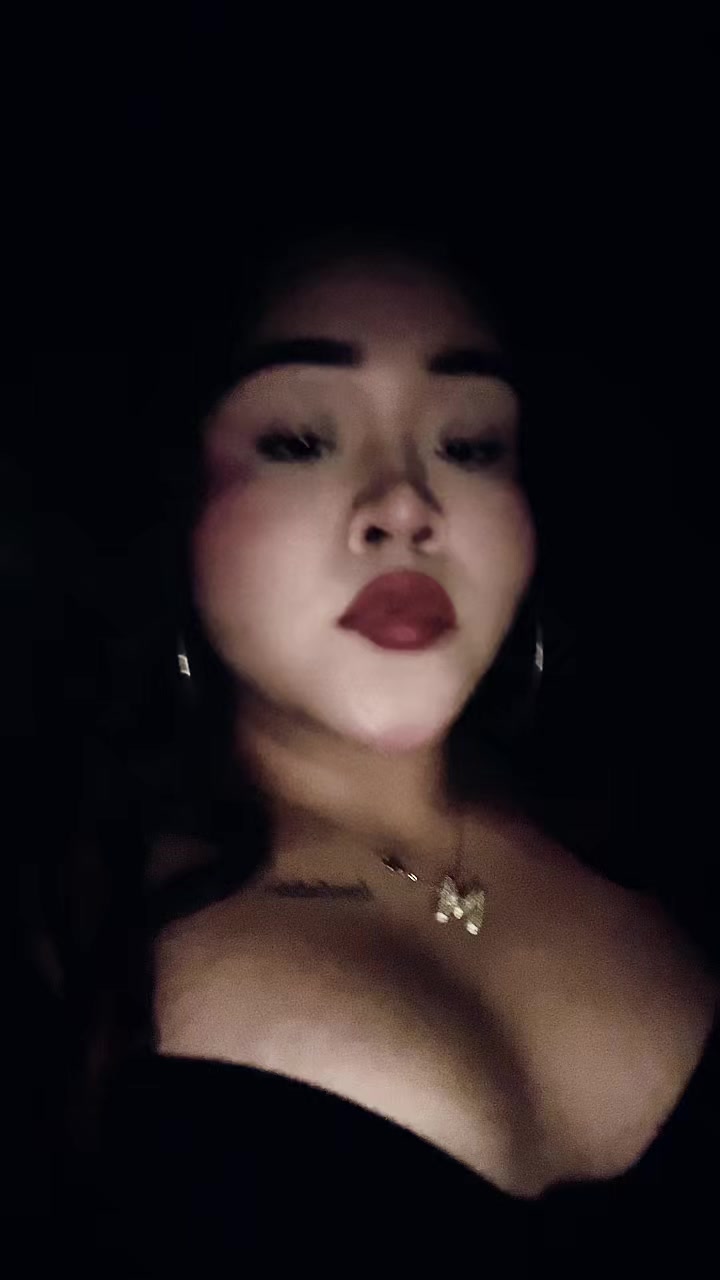 @𝑀𝒶𝓇𝒾🐝