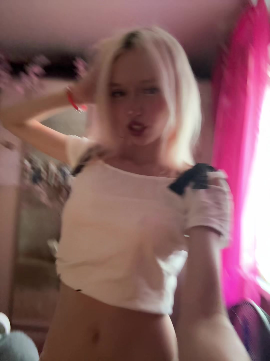 @anya