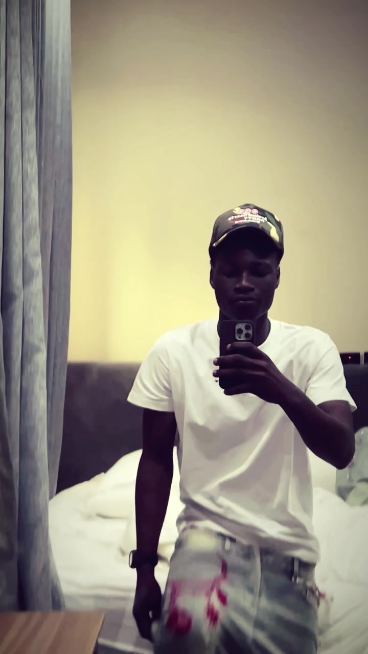 @Mr.AYODEJI