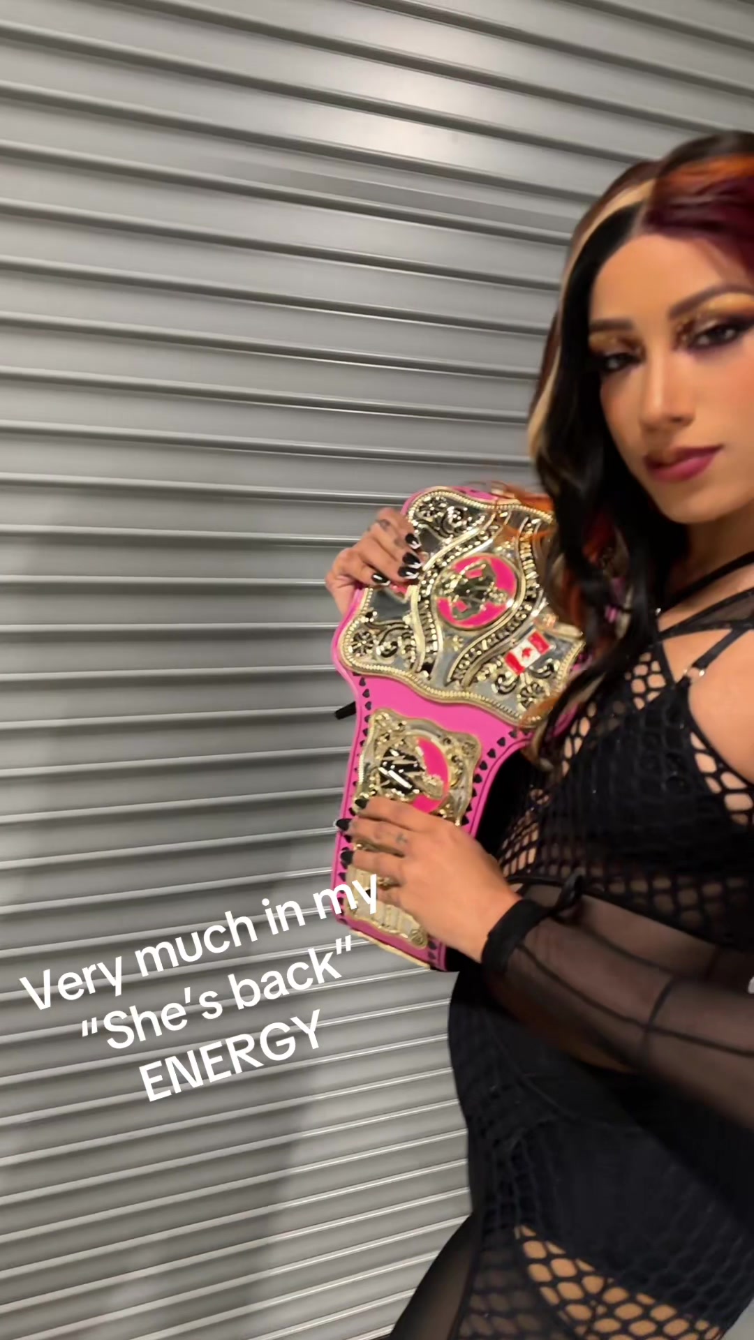 @Mercedes Moné