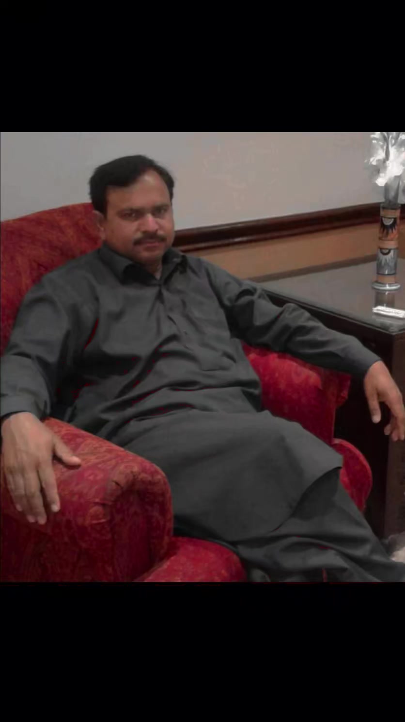 @MALIK AWAIS
