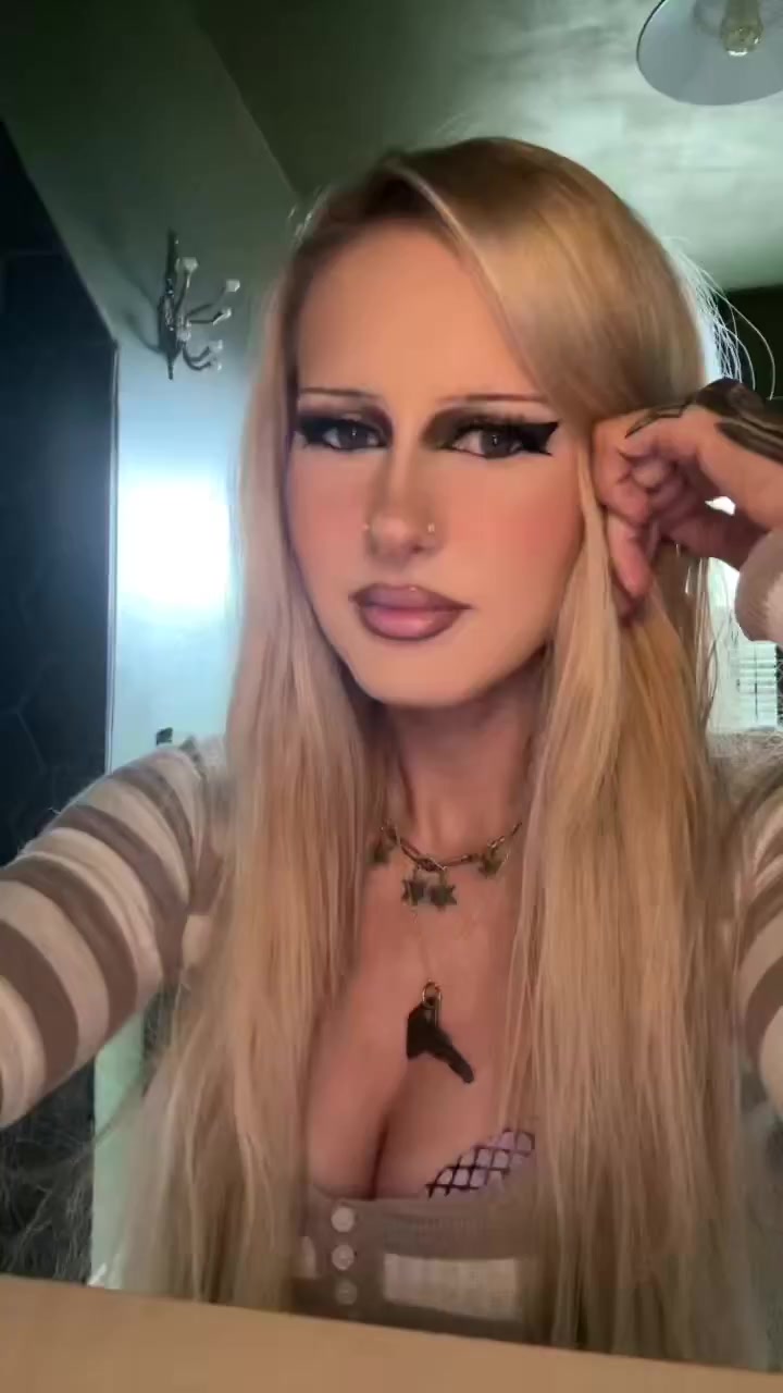 @Alexis XJ