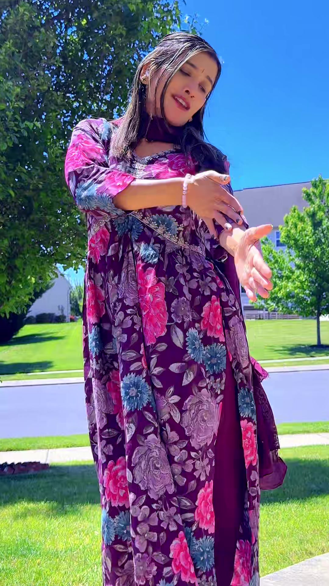 @Queen_Diya02