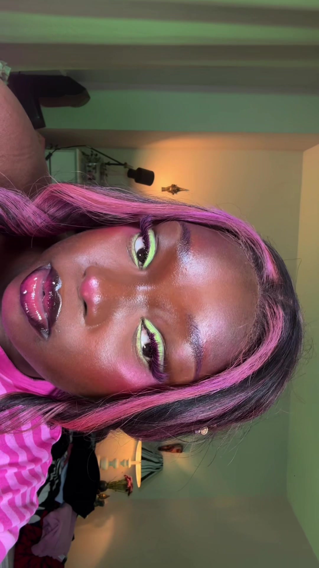 @vlushdollhaus