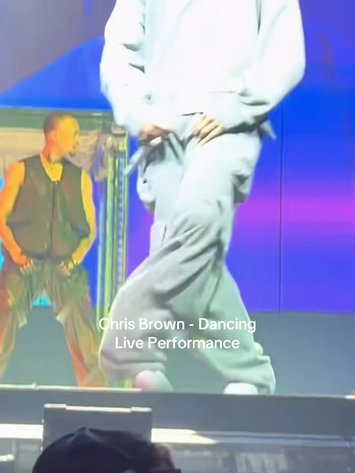 @chrisbreezybrown