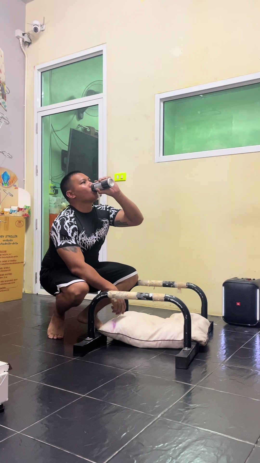 @จ่าท้อปชอบโหนบาร์🤸