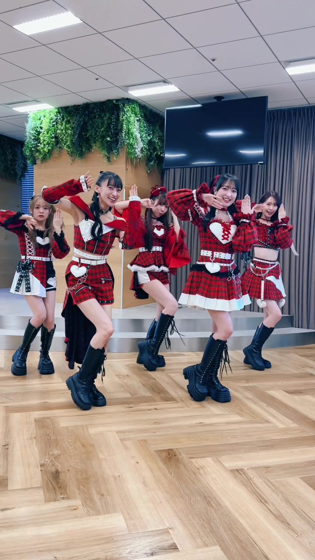 @i☆Ris【公式】