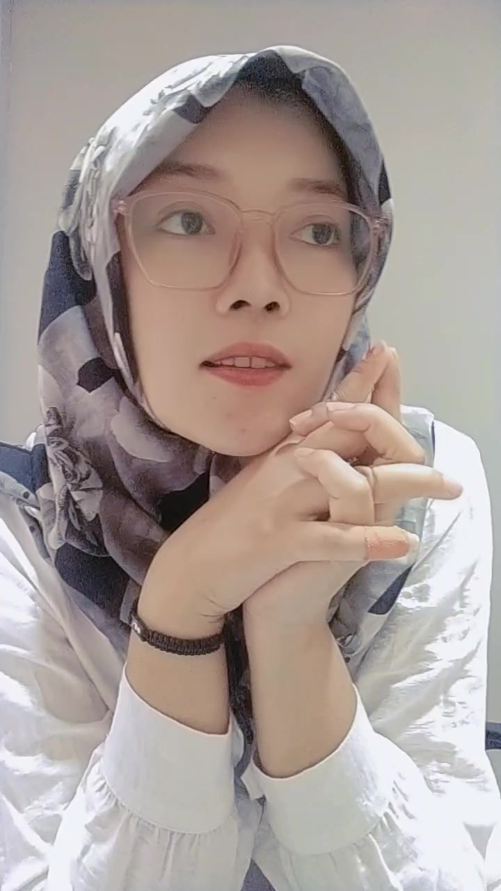 @Dewi Aurora Khan