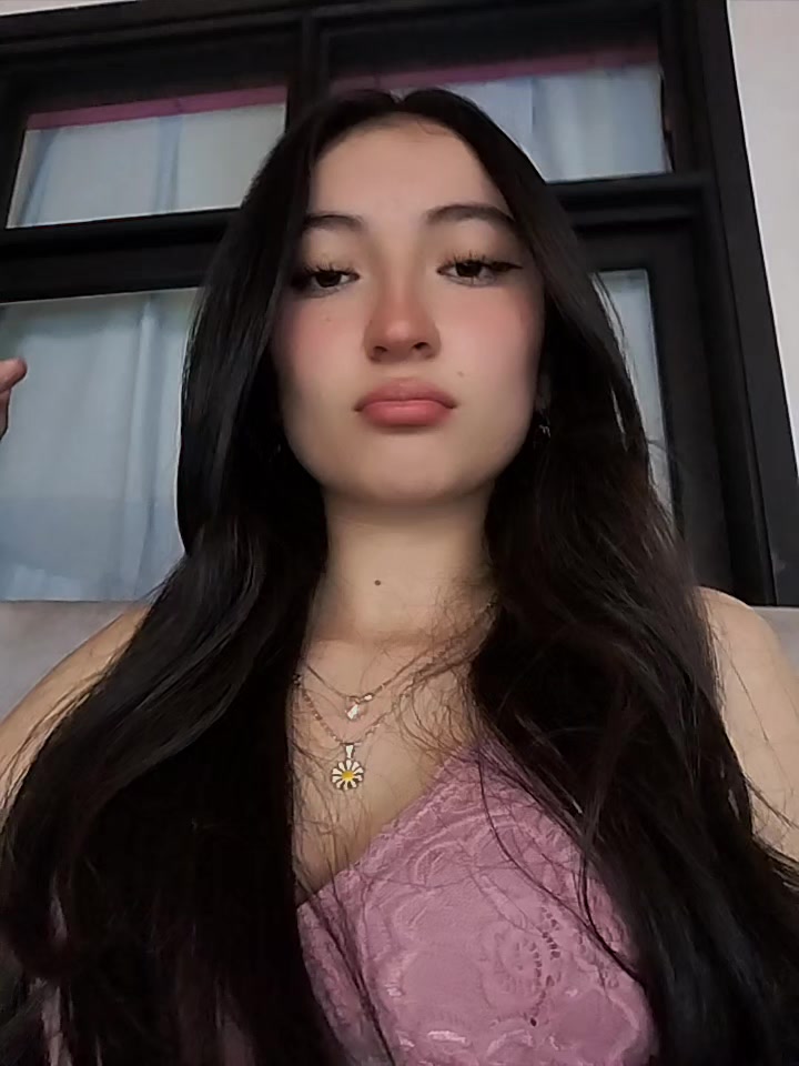 @✧* 𝓢𝓸𝓯𝓲𝓪 𝓕𝓵𝓸𝓻𝓮𝔃 ✧*
