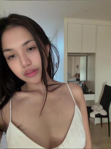 @racheldeveraa