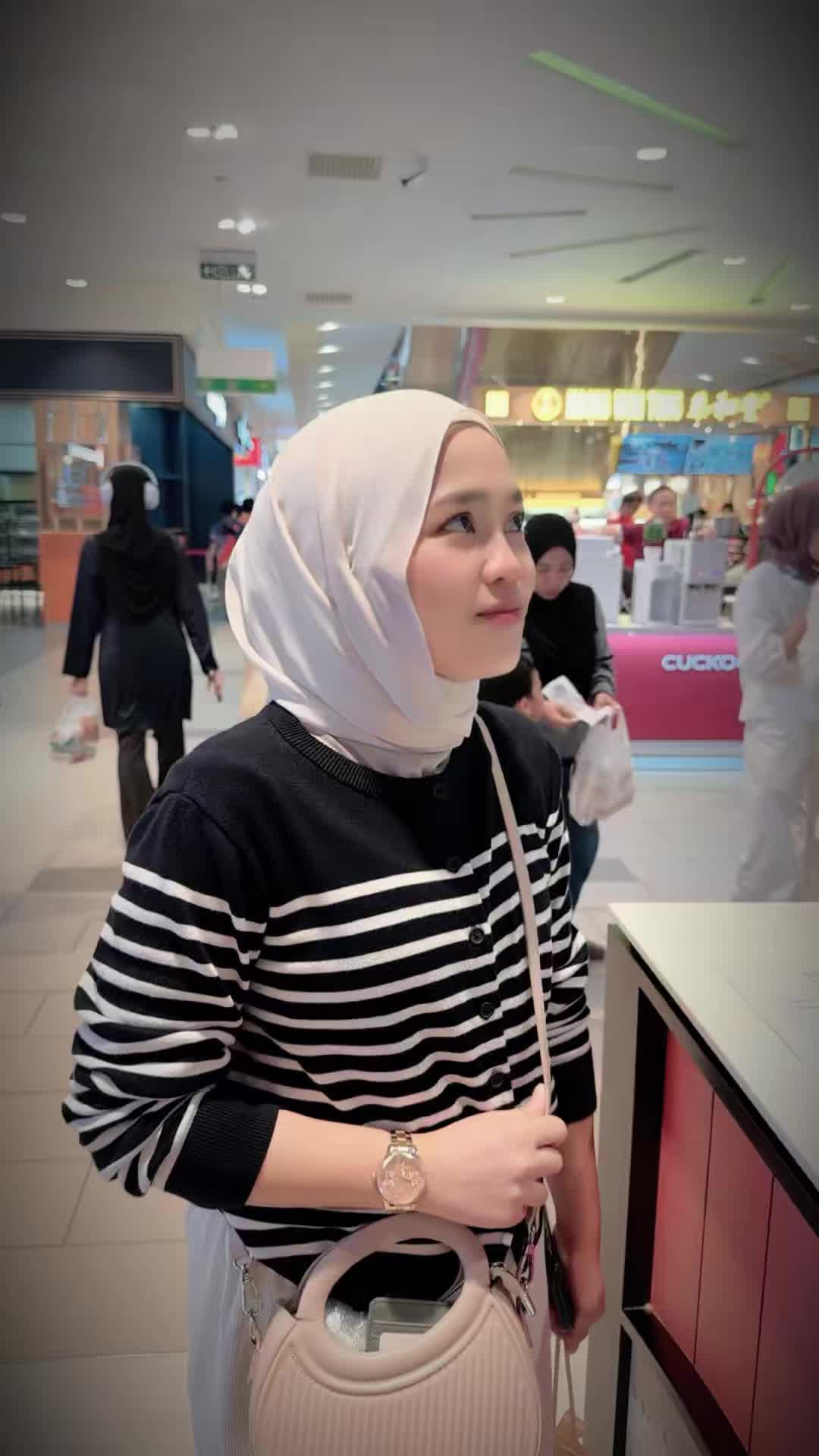 @Aisya.S 🌼