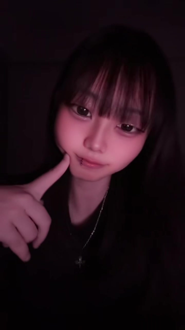 @あぁね♛︎
