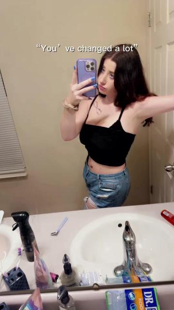 @𝐻𝒶𝒾𝓁𝓈 ♡