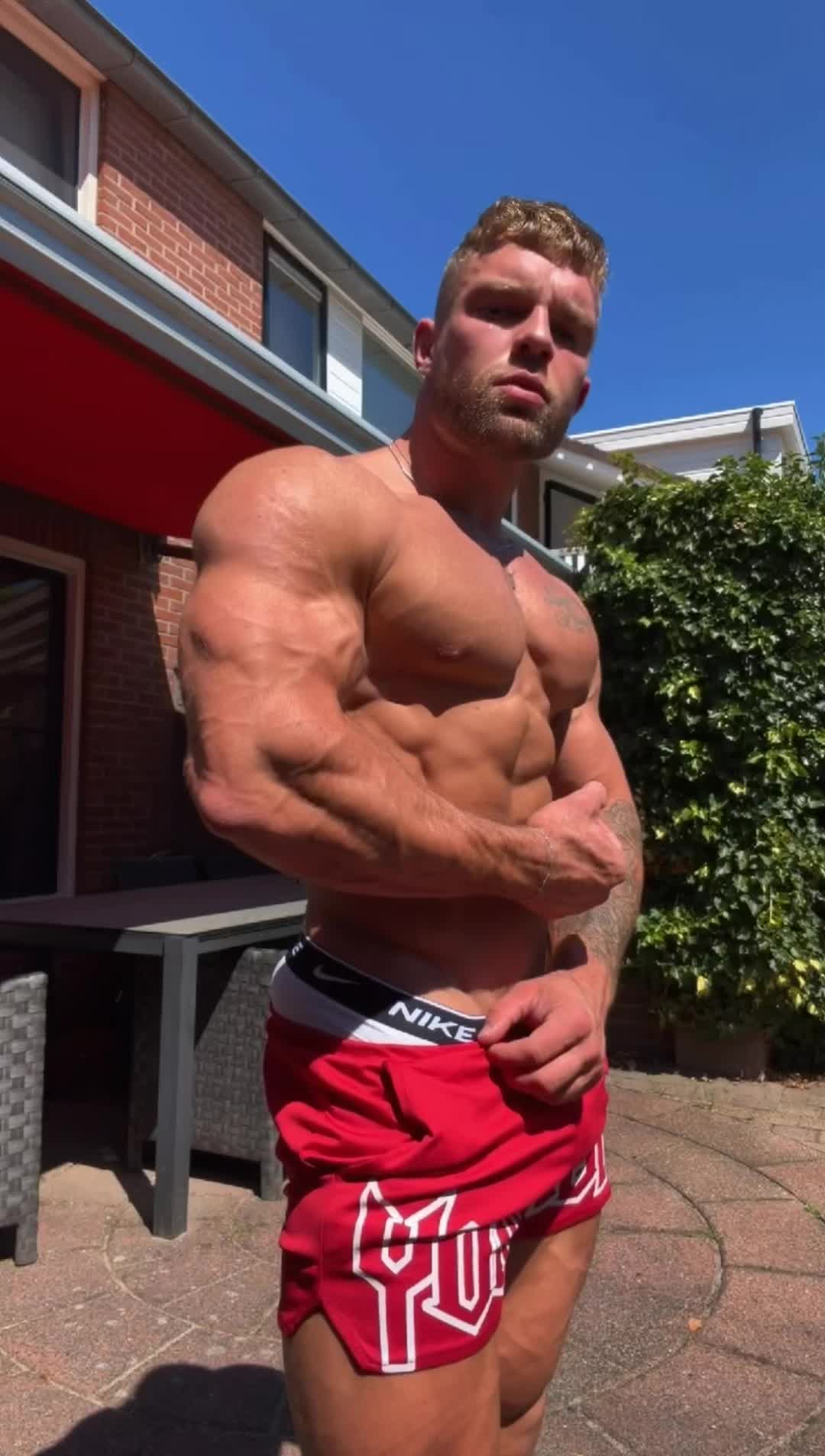 @only big muscles here