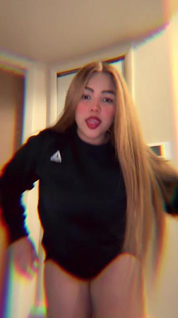 @vickyis19🌸🌺🌷