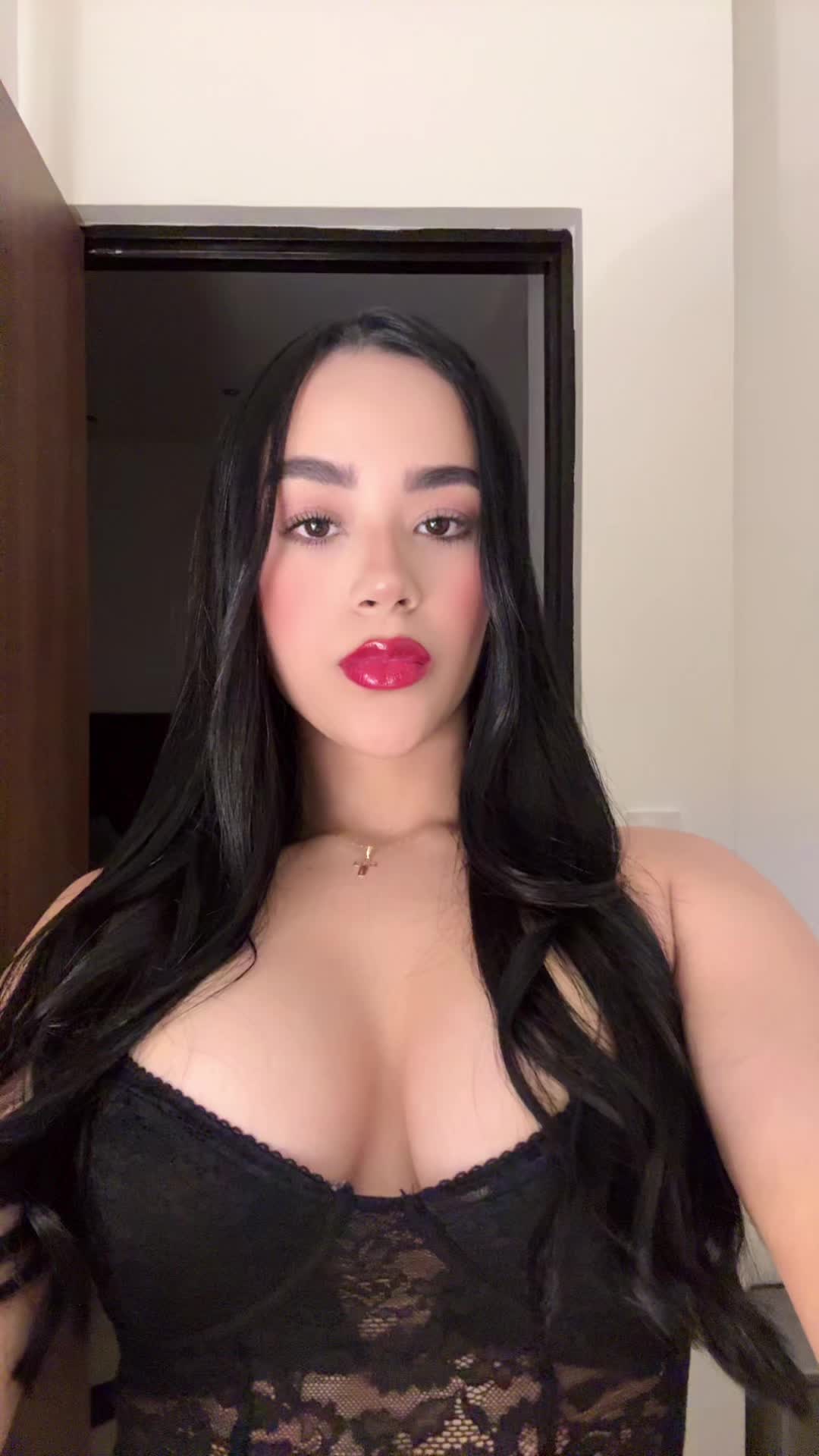 @Laura