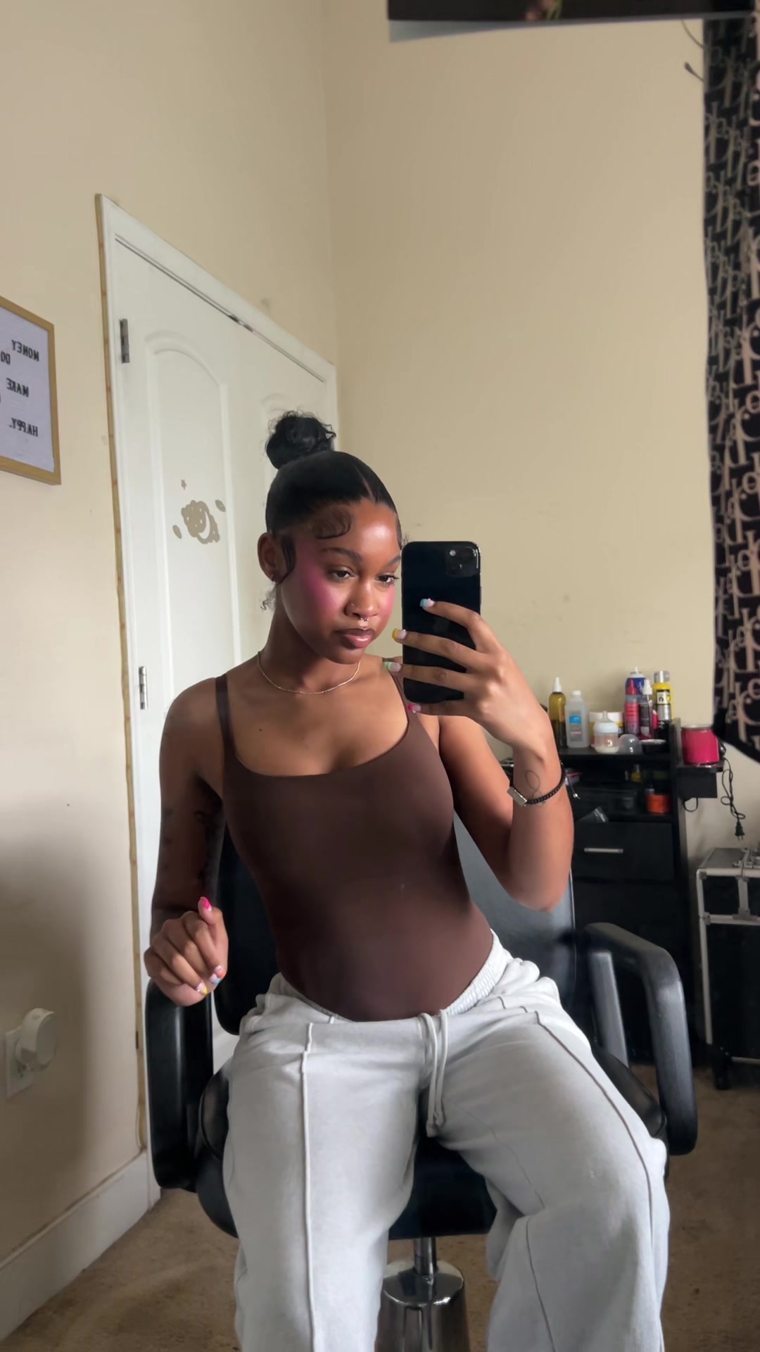 @kmaboo._