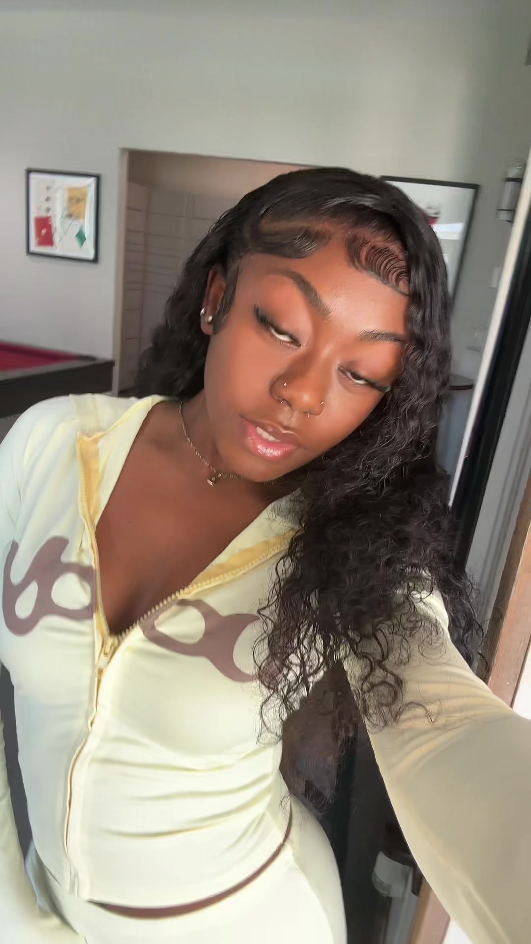 @nikiatkll 👈🏾
