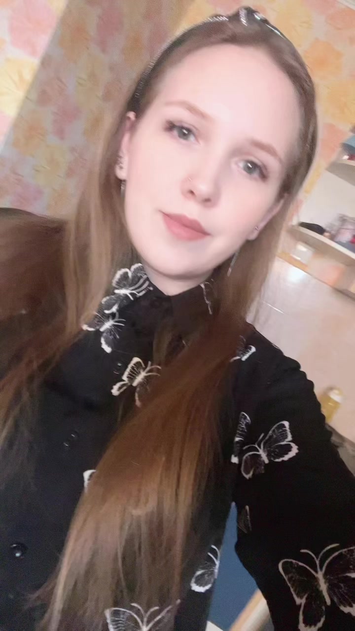 @Таньша