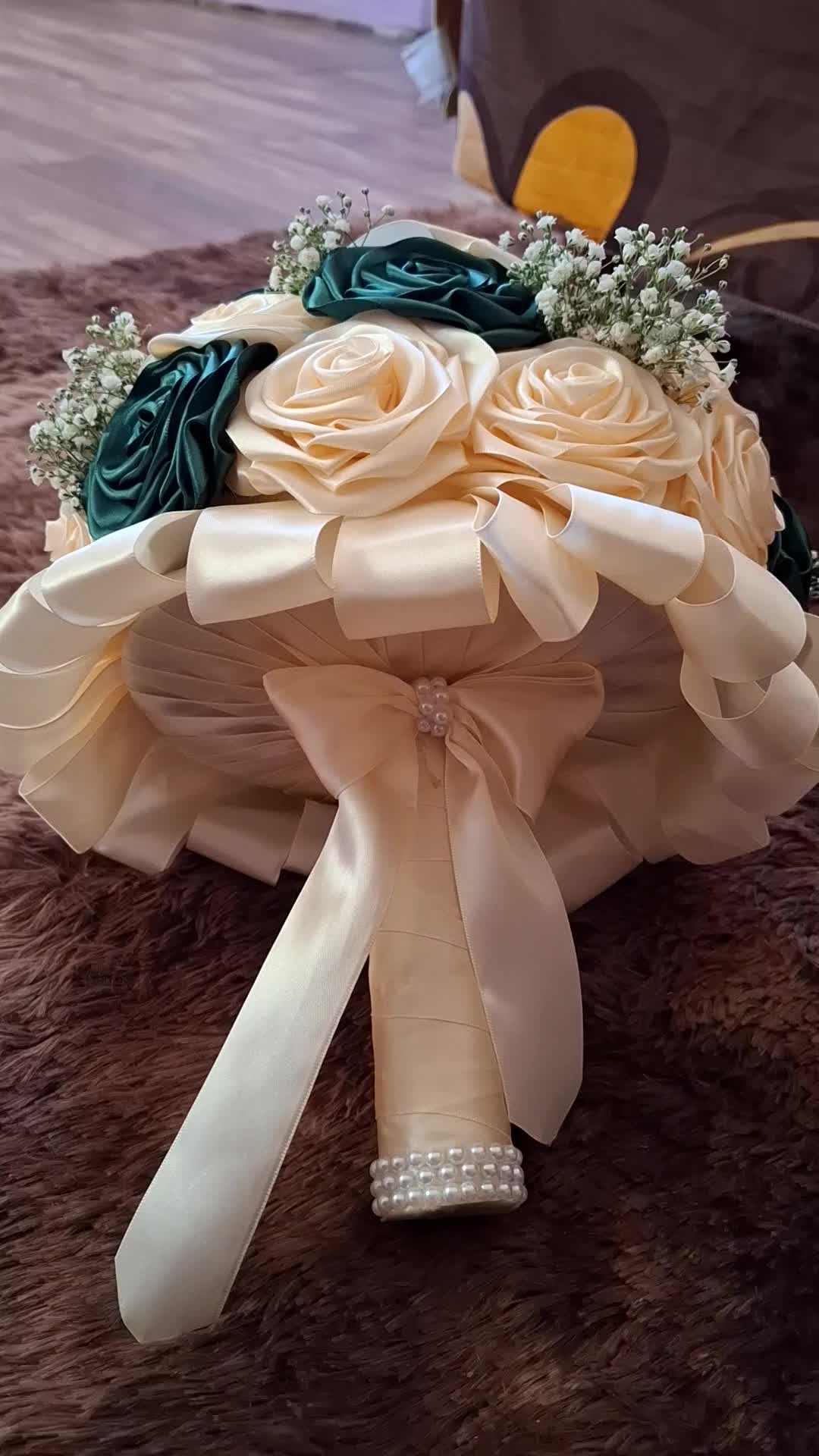 @Pineapple creations