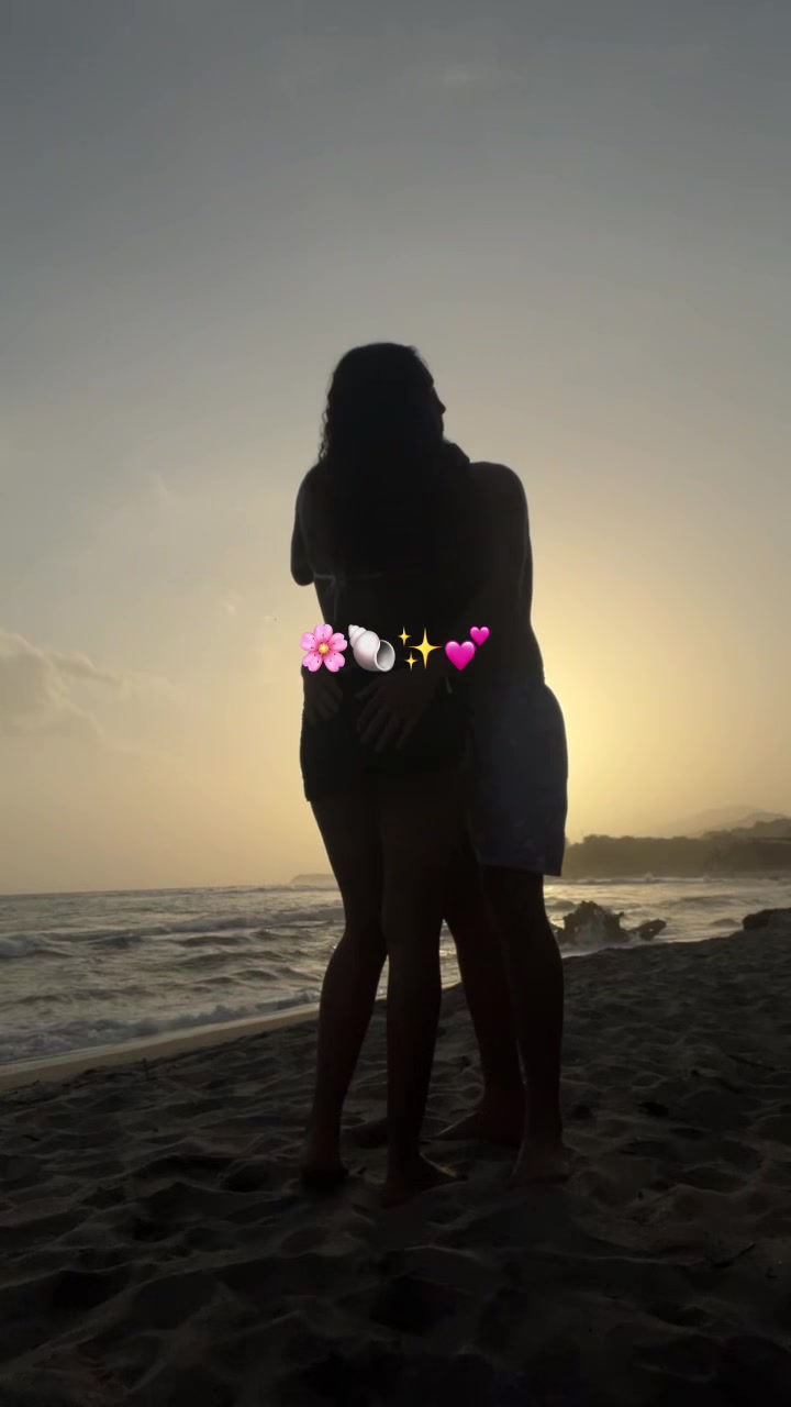 @🦋