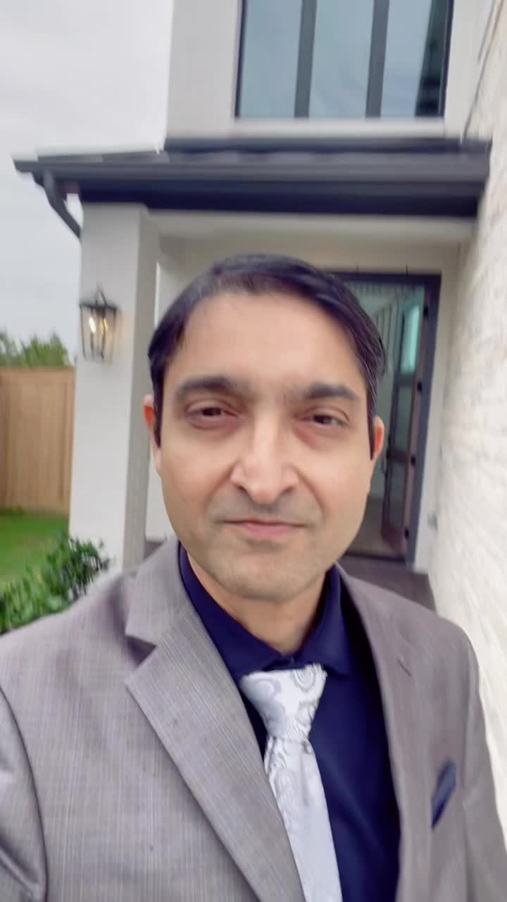 @Desi Mr. Bean Realtor