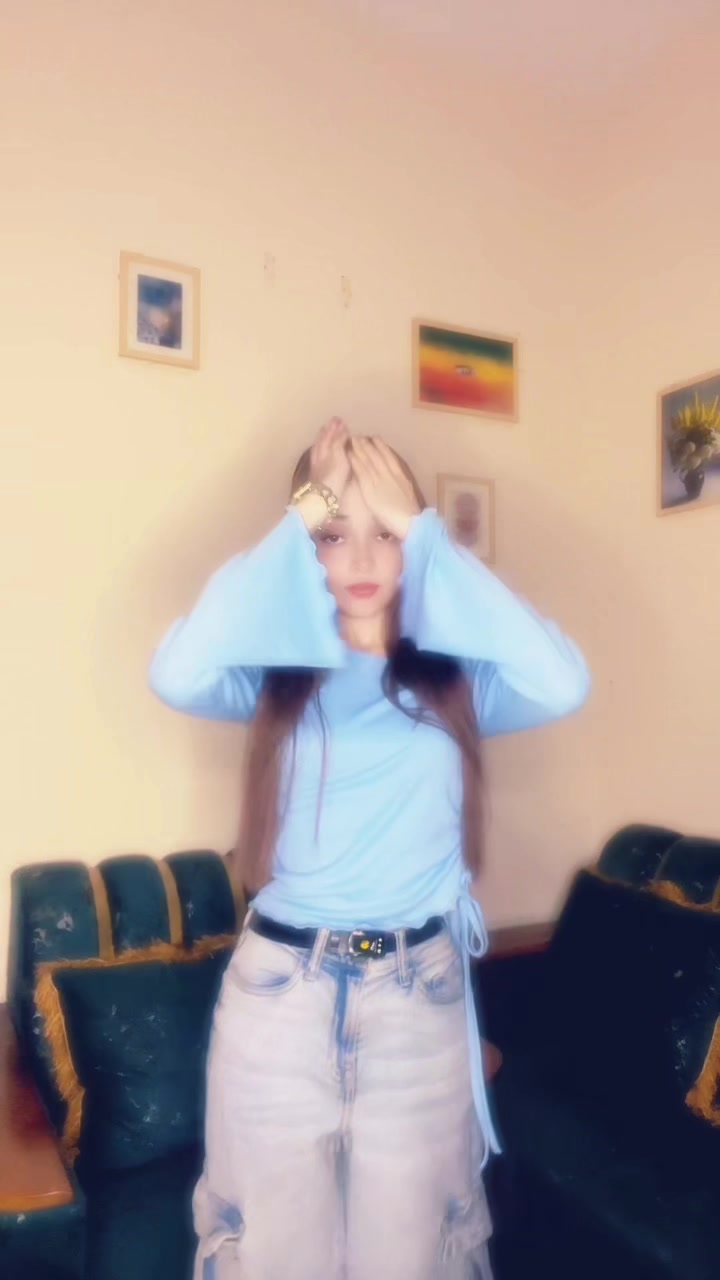 @🧚♀️✨-RI CH I -✨🧚♀️