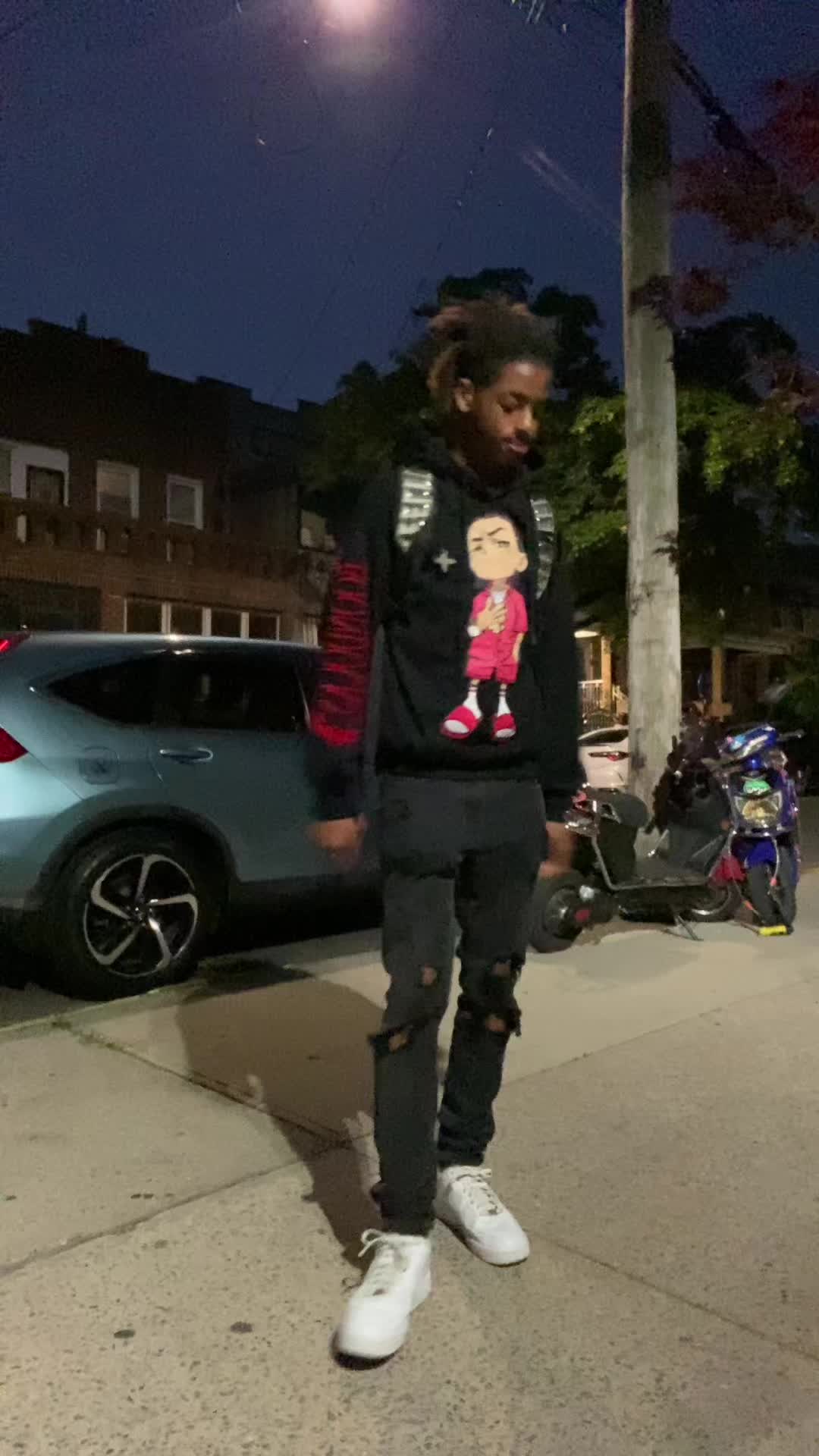 @🕷