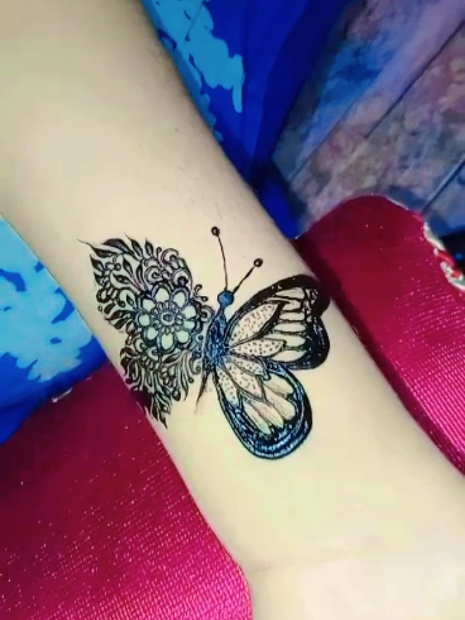 @Mehndi design by Nabahat