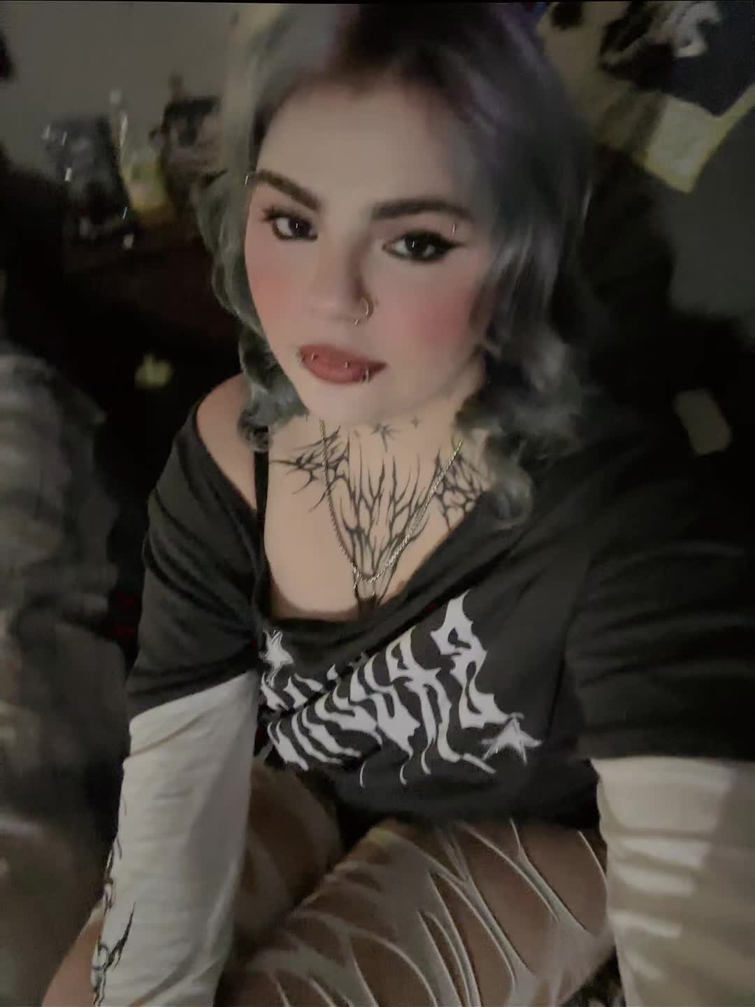 @Dead_hamster_puxxy
