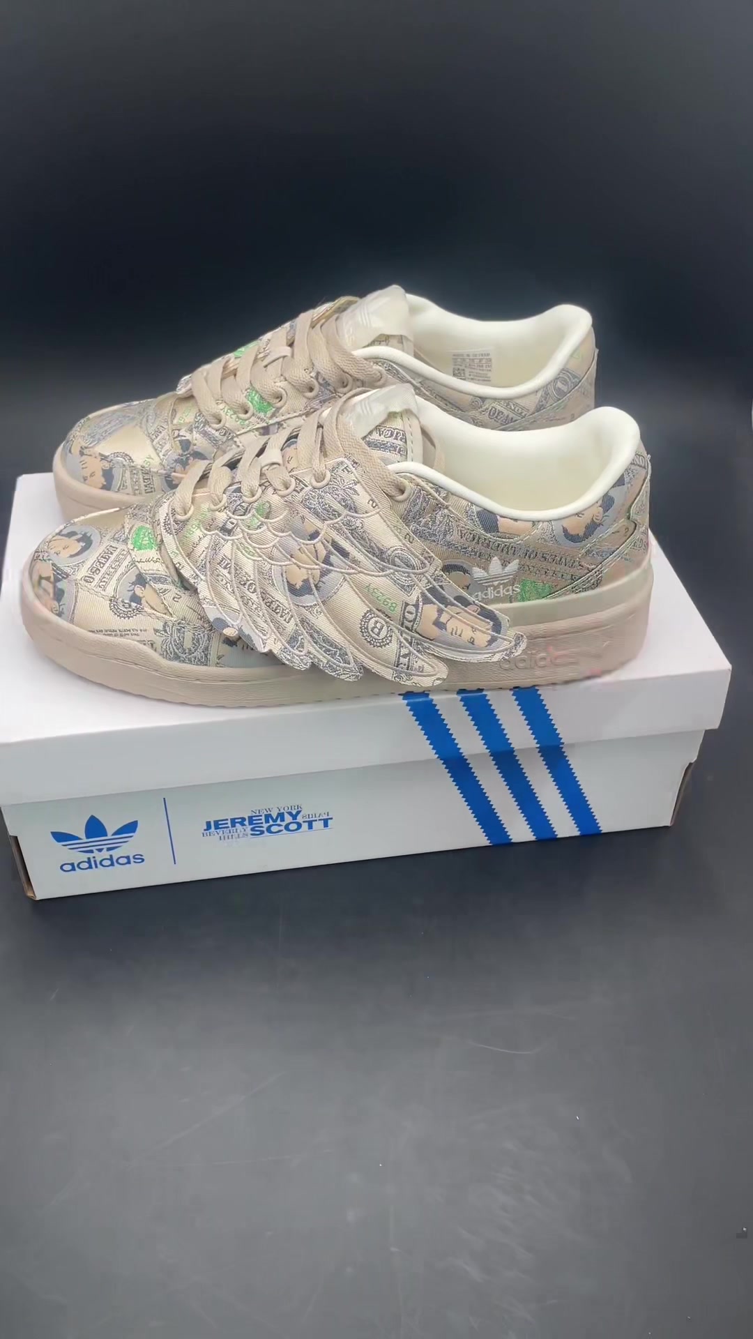 @sneakercool_