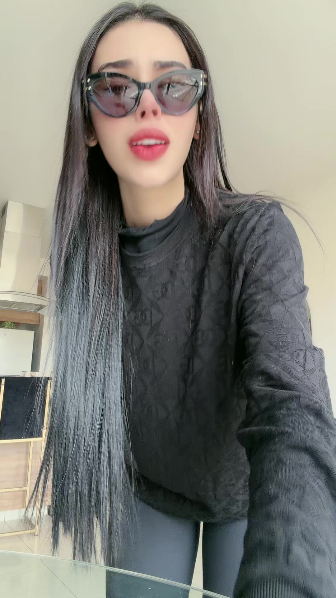@Vivian F&eacute;lix
