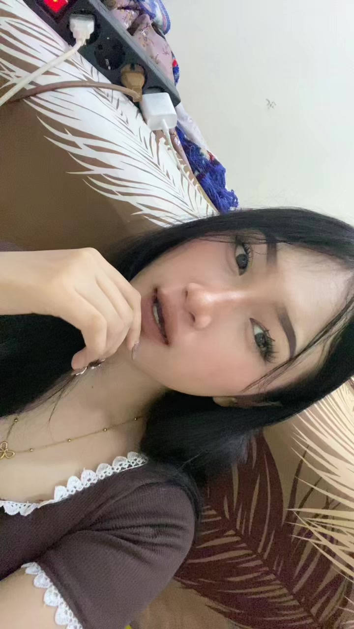 @pyolll4
