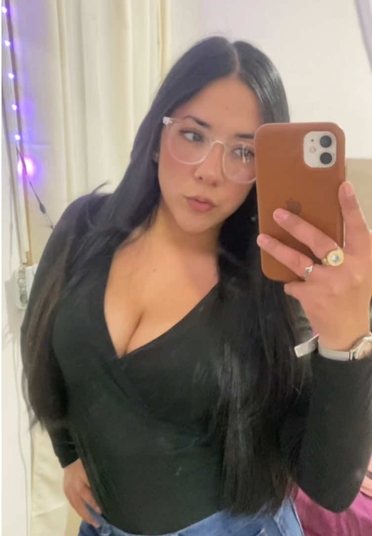 @Bella🍒