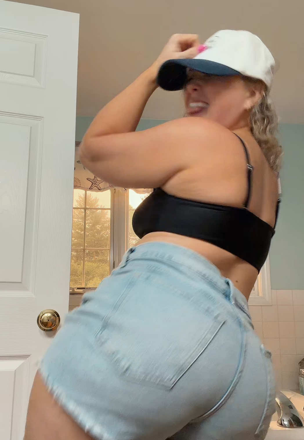 @Lovelee