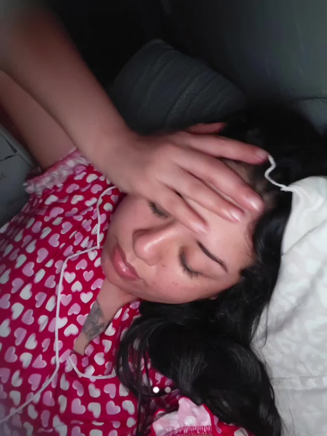 @bella