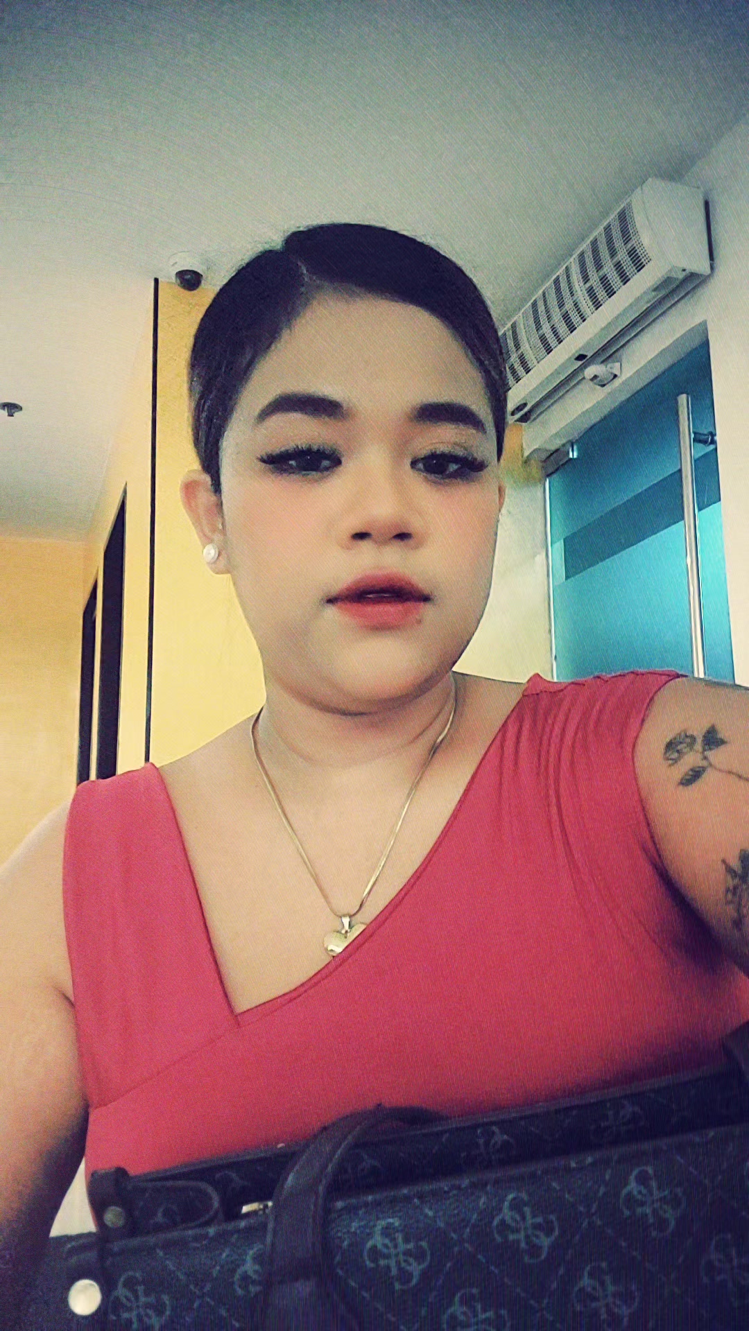 @itsmecessa