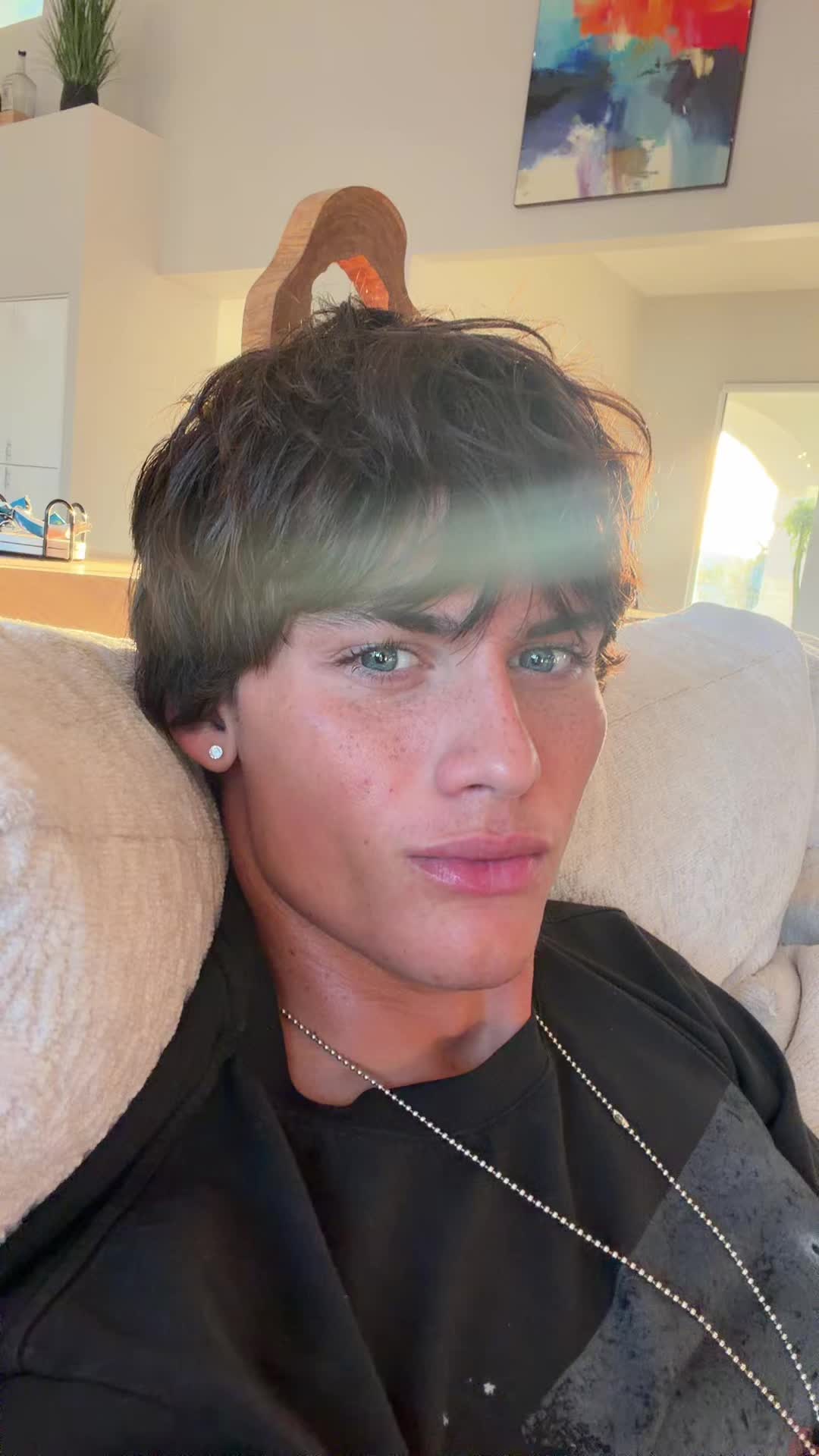 @sky