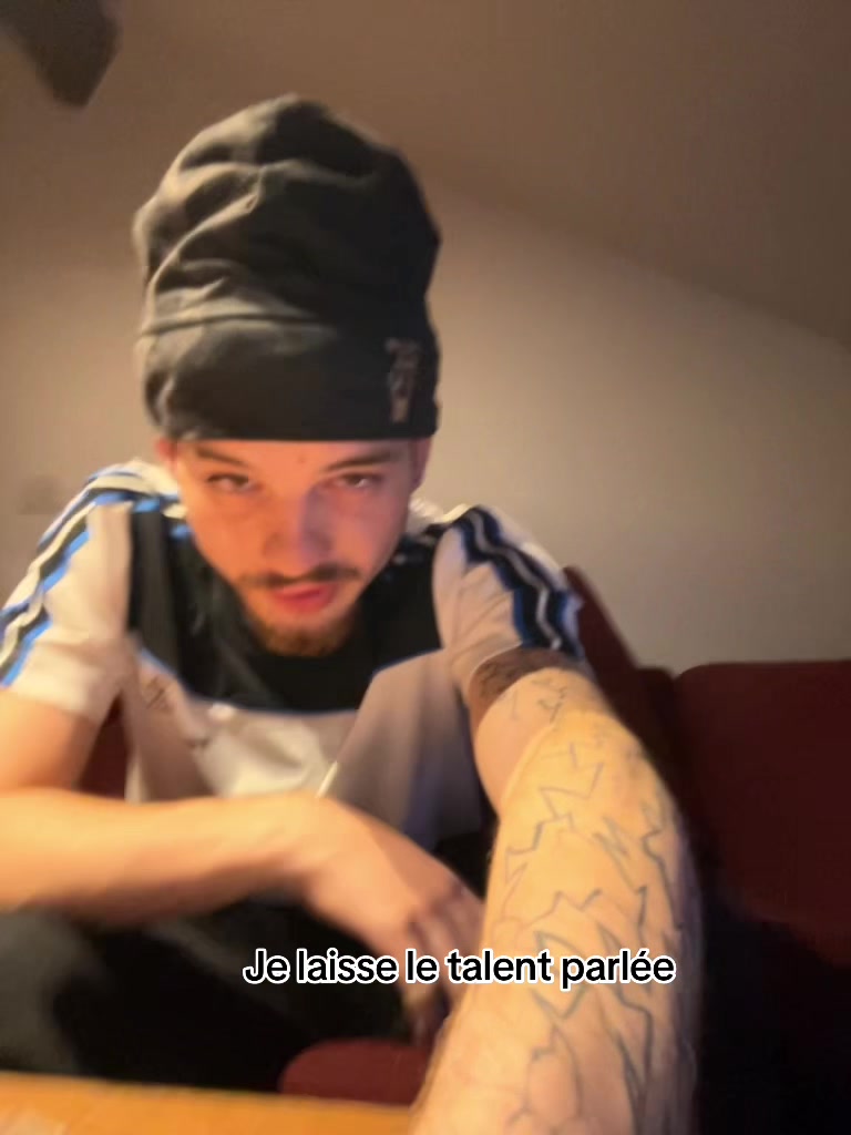 @Moundele95🇷🇪