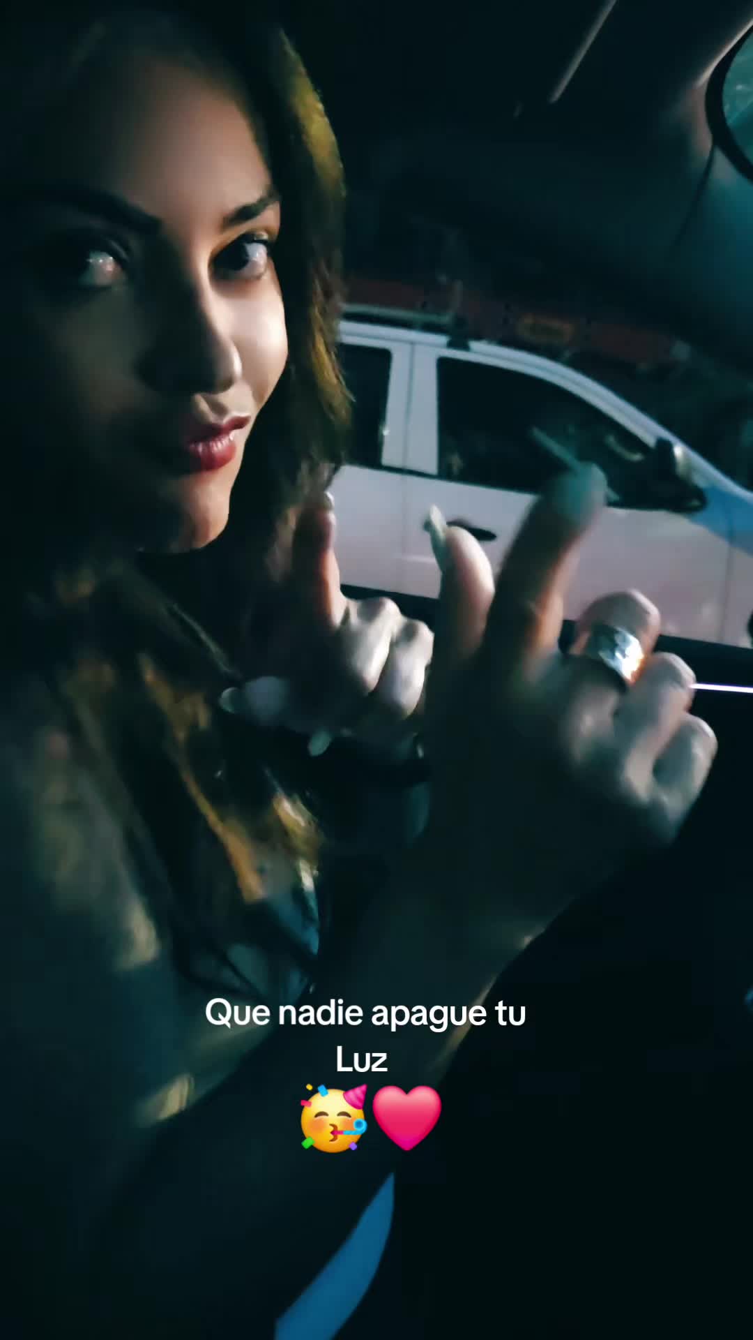 @Luna