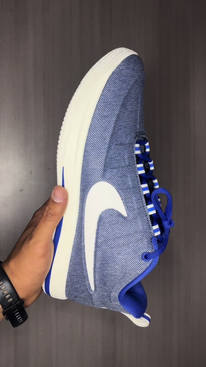 @Chilosneakers